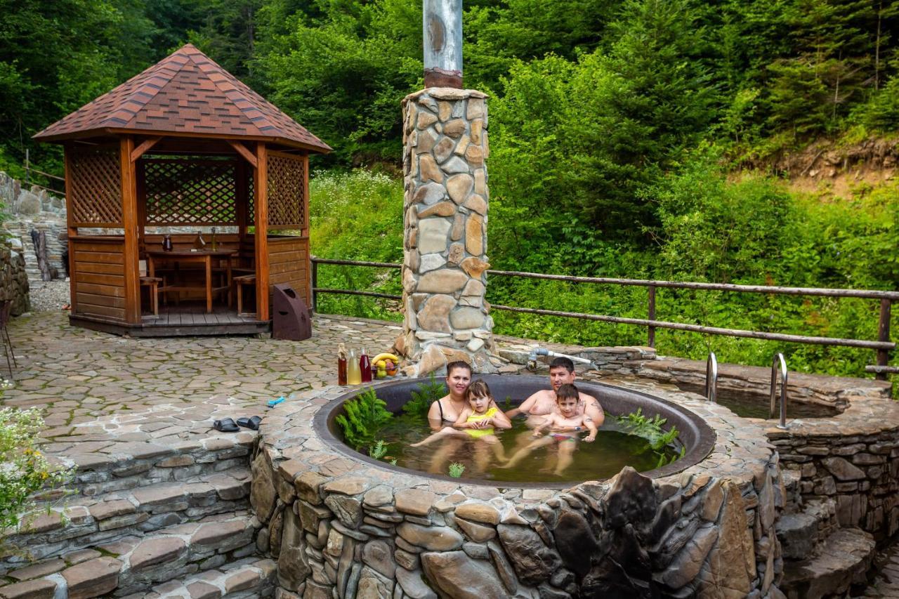 Osonnya Karpaty Resort Medical & Spa Skhidnytsia Екстериор снимка